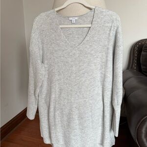 J. Jill Light Gray V-Neck Knit Sweatshirt